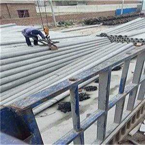 發(fā)往四川自貢富順縣450根7米110型防腐柚木桿訂單圓滿完成